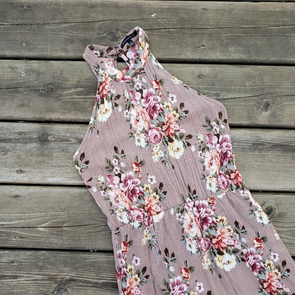 Staccato • Floral Halter Mini Dress - Picture 1 of 7